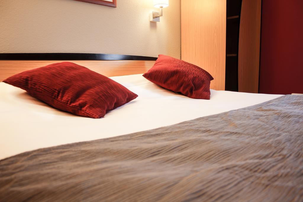 Hôtel Inn Design Resto Novo Bourges Quarto foto